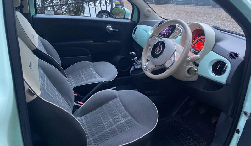 
								Fiat 500 1.2 Lounge Hatchback full									