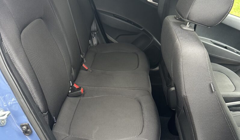 
								2017 Hyundai i10 1.2 premium hatchback 5dr full									