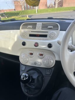 
										2013 Fiat 500 Convertible full									