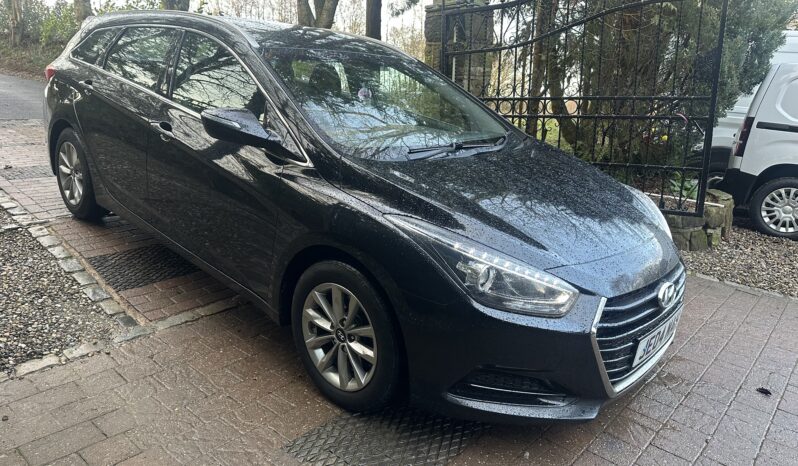 
								Hyundai i40 S (2016) full									