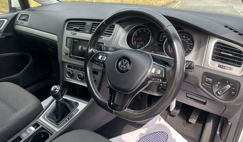 
								2016 Volkswagen Golf 1.0 TSI Match Edition BlueMotion full									
