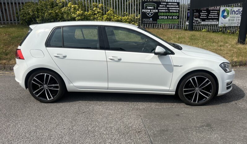 
								2016 Volkswagen Golf 1.0 TSI Match Edition BlueMotion full									