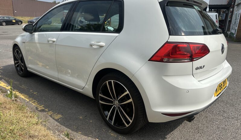
								2016 Volkswagen Golf 1.0 TSI Match Edition BlueMotion full									
