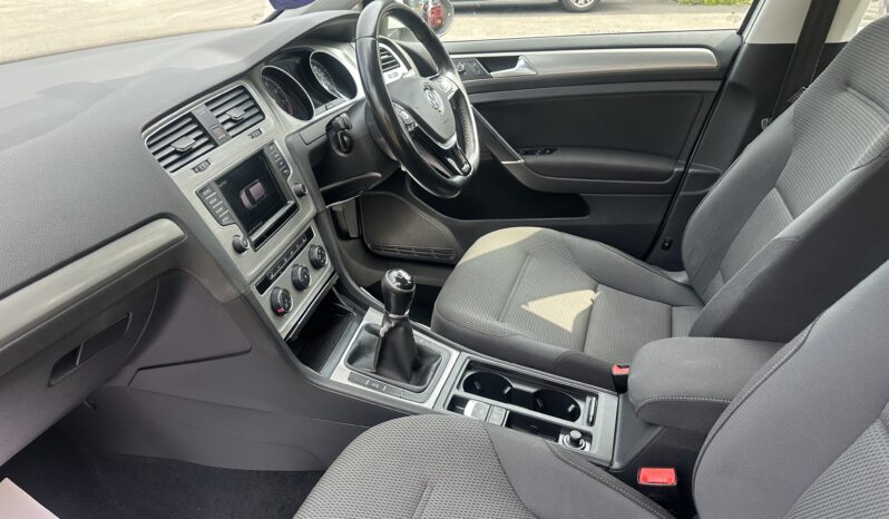 
								2016 Volkswagen Golf 1.0 TSI Match Edition BlueMotion full									