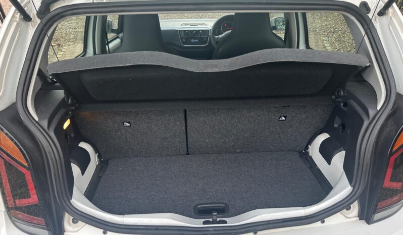 
								2017 Volkswagen up! 1.0 Move up! full									