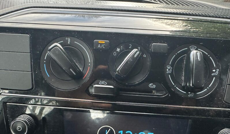 
								2017 Volkswagen up! 1.0 Move up! full									