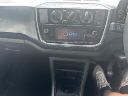 
										2017 Volkswagen up! 1.0 Move up! full									