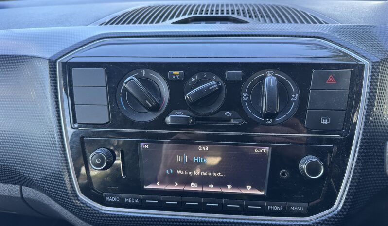 
								2017 Volkswagen up! 1.0 Move up! full									