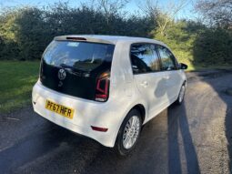 
										2017 Volkswagen up! 1.0 Move up! full									