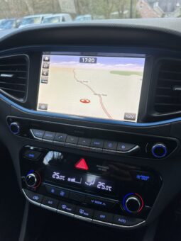 
										Hyundai IONIQ 1.6 h-GDI Premium SE Automatic full									