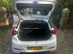 
										2017 Hyundai I20 MPI SE FSH Mint Car full									