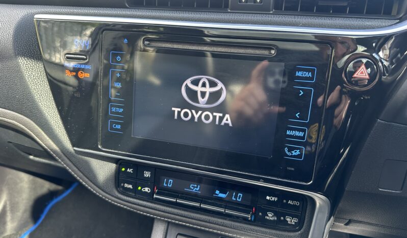 
								2016 Toyota Auris 1.8 vvt-h Excel Touring Sports CVT full									