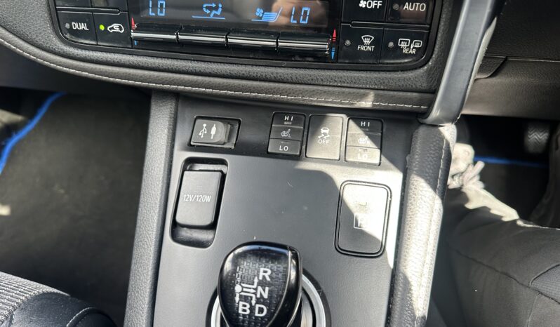 
								2016 Toyota Auris 1.8 vvt-h Excel Touring Sports CVT full									