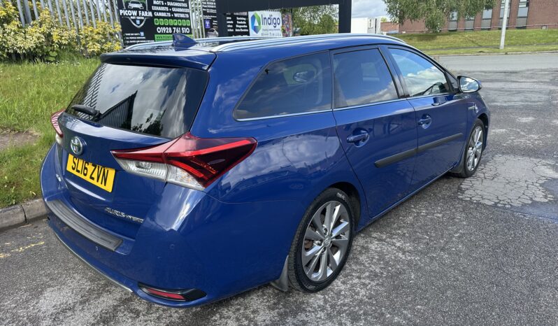 
								2016 Toyota Auris 1.8 vvt-h Excel Touring Sports CVT full									