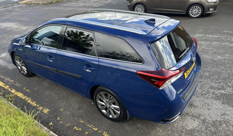 
								2016 Toyota Auris 1.8 vvt-h Excel Touring Sports CVT full									