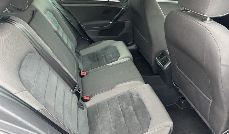 
								Volkswagen Golf 2.0 TDI BlueMotion Tech GT full									