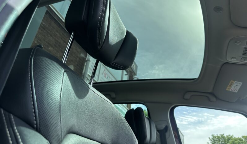 
								Renault Grand Scenic 1.6 dCi Signature Nav 7 SEATER full									