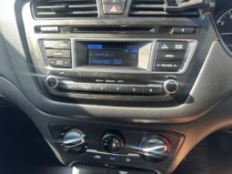
										2017 Hyundai I20 MPI SE FSH Mint Car full									