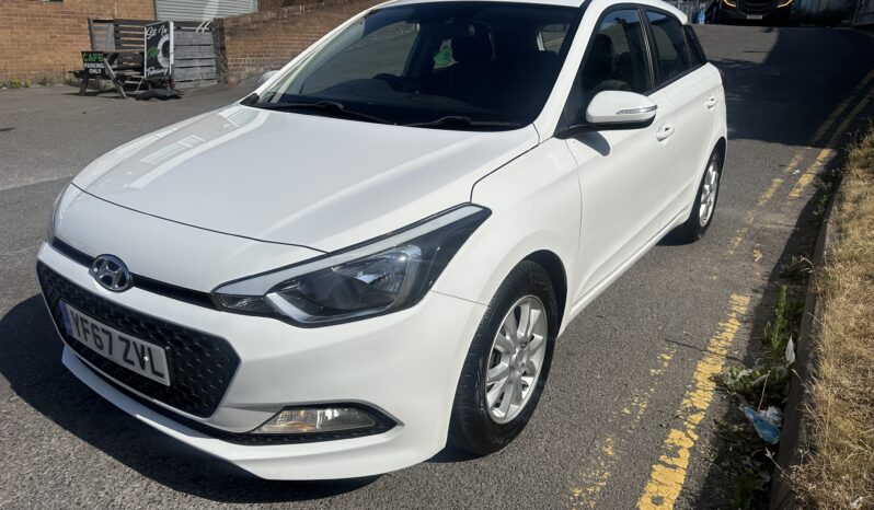 
								2017 Hyundai I20 MPI SE FSH Mint Car full									