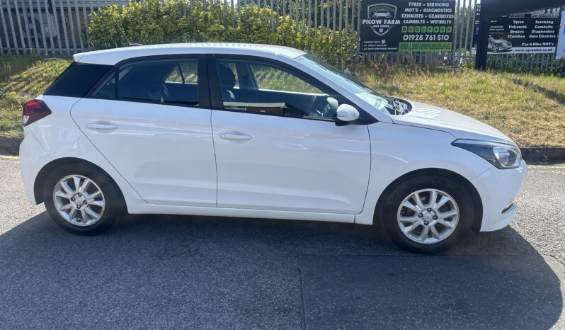 
								2017 Hyundai I20 MPI SE FSH Mint Car full									