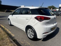 
										2017 Hyundai I20 MPI SE FSH Mint Car full									