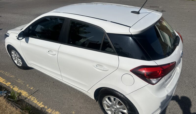 
								2017 Hyundai I20 MPI SE FSH Mint Car full									