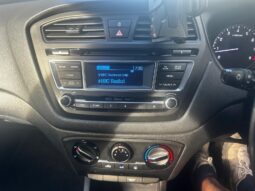 
										2017 Hyundai I20 MPI SE FSH Mint Car full									