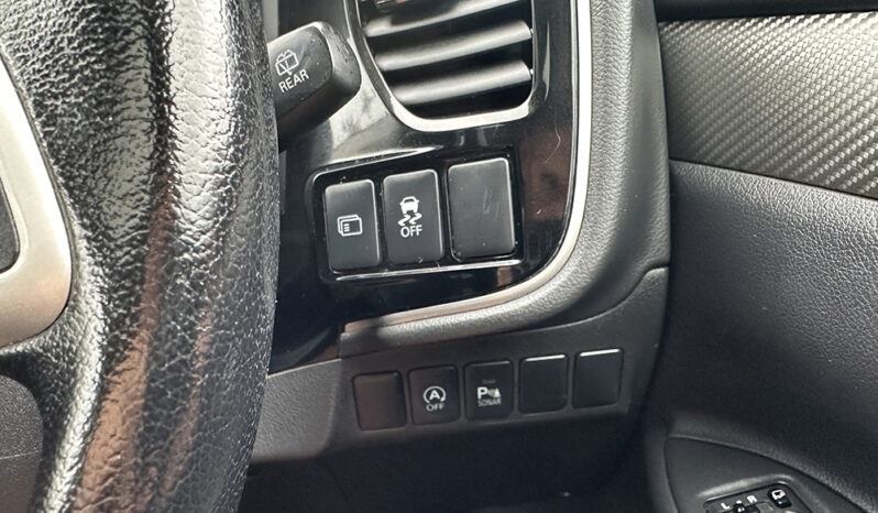 
								Mitsubishi Outlander 2.2 DI-D GX4 4WD 7 SEATER full									
