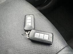 
										Mitsubishi Outlander 2.2 DI-D GX4 4WD 7 SEATER full									