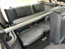 
										Mitsubishi Outlander 2.2 DI-D GX4 4WD 7 SEATER full									