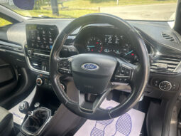 
										Ford Fiesta 1.0T EcoBoost Zetec Euro 6 (s/s) 5dr full									
