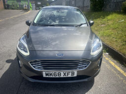 
										Ford Fiesta 1.0T EcoBoost Zetec Euro 6 (s/s) 5dr full									