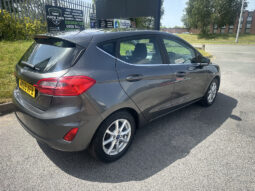 
										Ford Fiesta 1.0T EcoBoost Zetec Euro 6 (s/s) 5dr full									