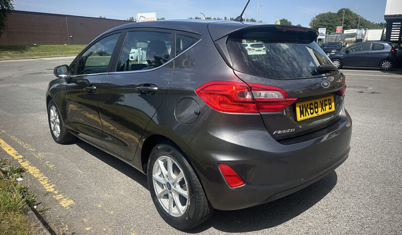 
								Ford Fiesta 1.0T EcoBoost Zetec Euro 6 (s/s) 5dr full									