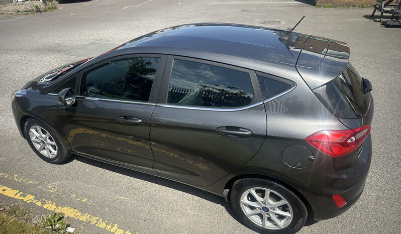 
								Ford Fiesta 1.0T EcoBoost Zetec Euro 6 (s/s) 5dr full									