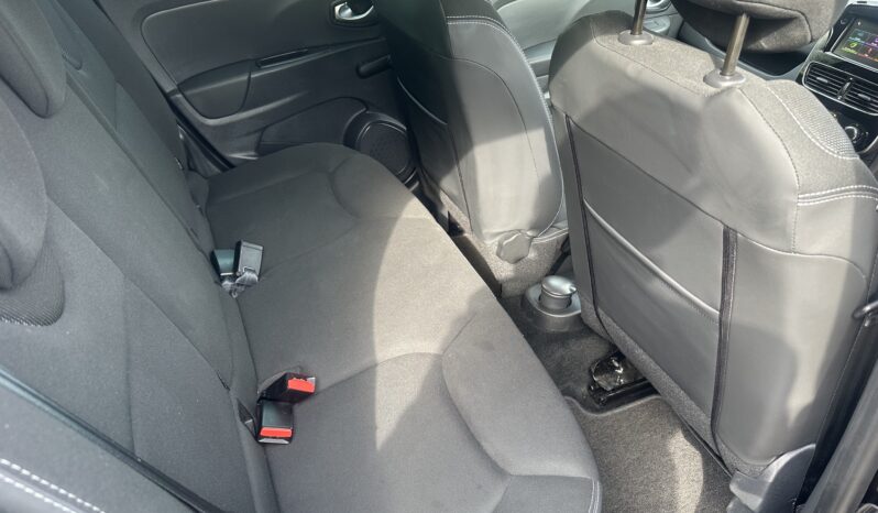 
								Renault Clio 0.9 TCe Iconic 2019 Low Miles full									