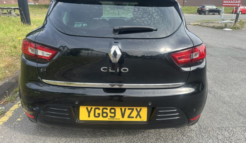 
								Renault Clio 0.9 TCe Iconic 2019 Low Miles full									