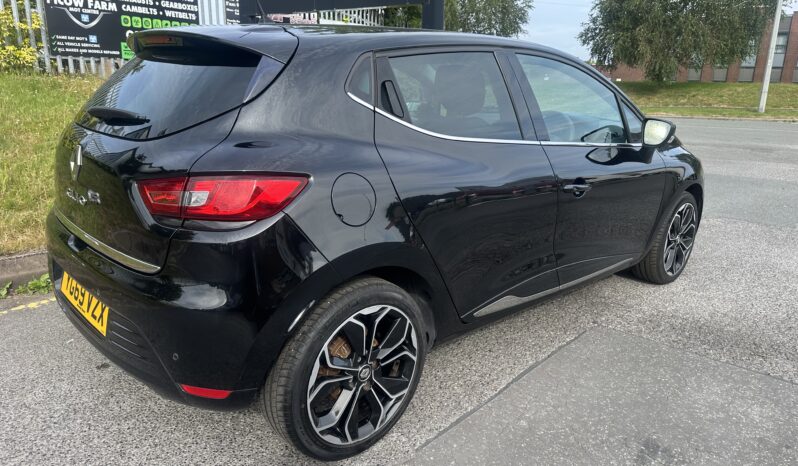 
								Renault Clio 0.9 TCe Iconic 2019 Low Miles full									
