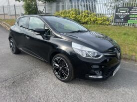 Renault Clio 0.9 TCe Iconic 2019 Low Miles