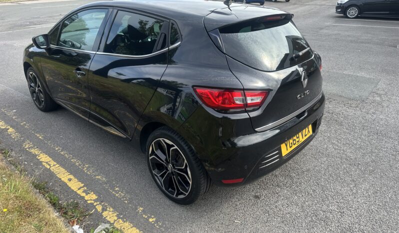 
								Renault Clio 0.9 TCe Iconic 2019 Low Miles full									