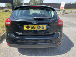 
										Ford Focus 1.0T EcoBoost Titanium full									