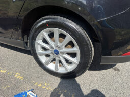 
										Ford Focus 1.0T EcoBoost Titanium full									