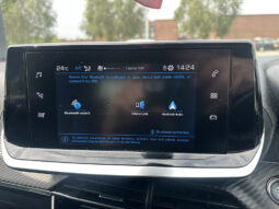 
										Peugeot 2008 1.5 BlueHDi Active full									