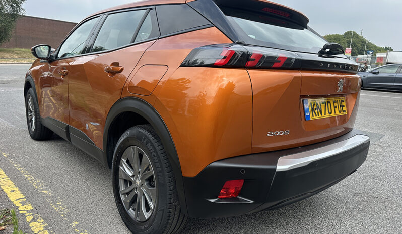 
								Peugeot 2008 1.5 BlueHDi Active full									