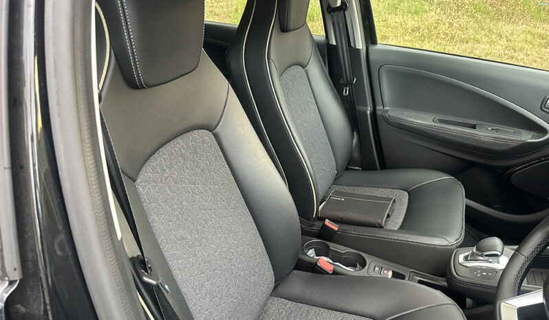 
								Renault Zoe R135 EV50 52kWh Techno Auto 5dr (Boost Charge) full									