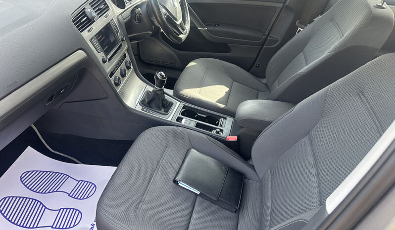 
								2015 Volkswagen Golf 1.6 TDI BlueMotion Tech Match full									