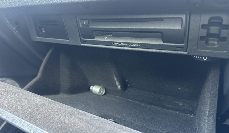 
								Volkswagen Golf 1.6 TDI BlueMotion Tech Match full									