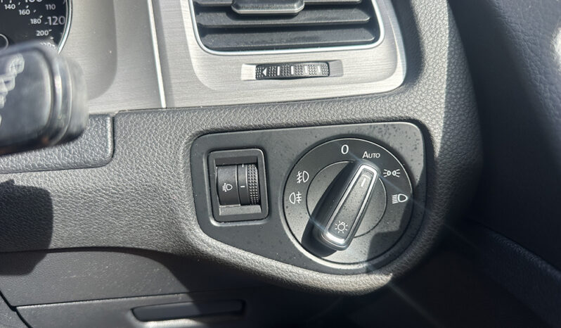 
								Volkswagen Golf 1.6 TDI BlueMotion Tech Match full									
