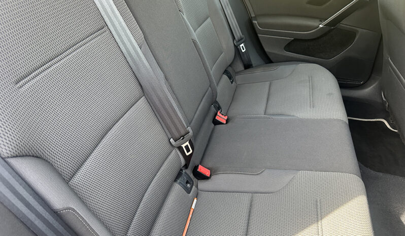 
								Volkswagen Golf 1.6 TDI BlueMotion Tech Match full									