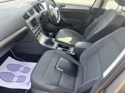 
										Volkswagen Golf 1.6 TDI BlueMotion Tech Match full									
